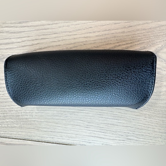 RAY BAN LEATHER SUNGLASS CASE BLACK - Picture 2 of 5